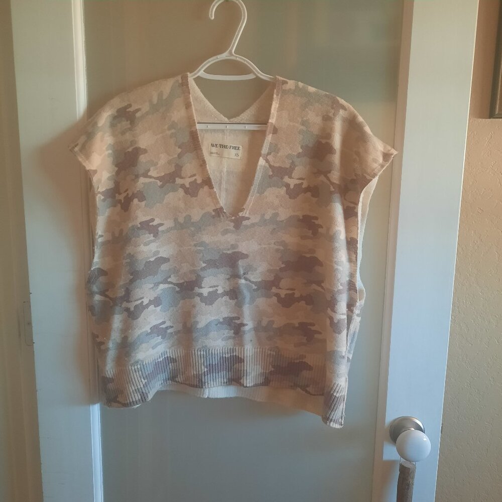 We the Free Oversize Camo Vest -XS